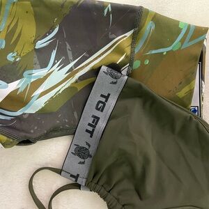 TinGlar sportswear set